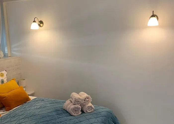 3 Mins From The 아파트