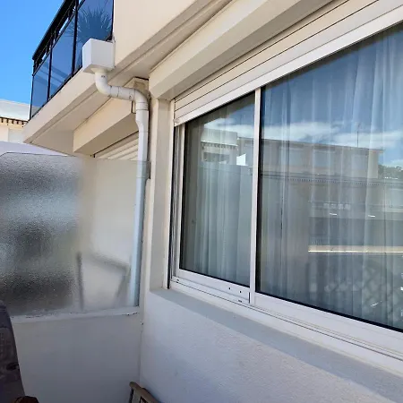 Apartment 3 Mins From The